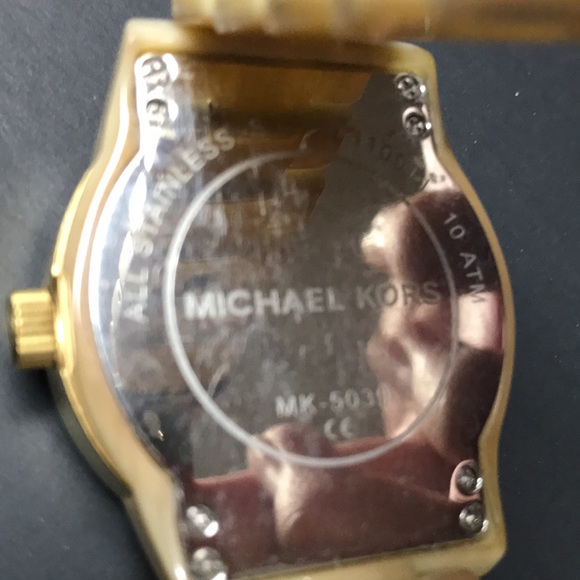 Michael Kors Watch - Nice worn few times, needs battery. - Picture 8 of 8